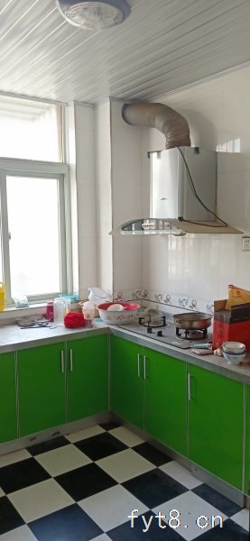 北苑小区,简装三室两厅78万**户,产证满五唯一可以按揭贷款